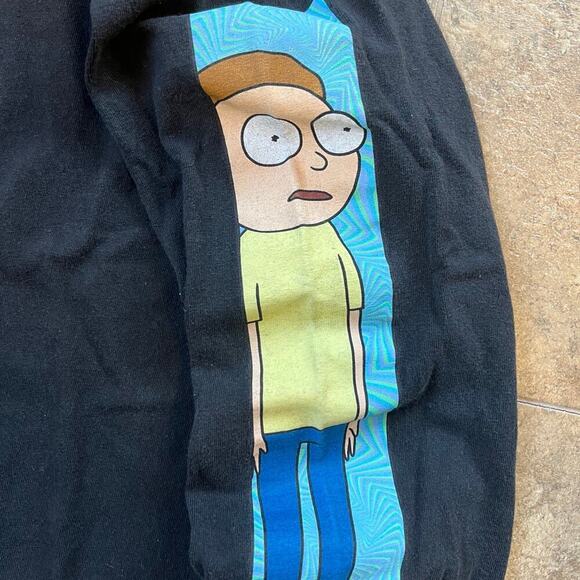 RICK & Morty long graphics on sleeves black T-shirt, women's size M - Picture 3 of 8